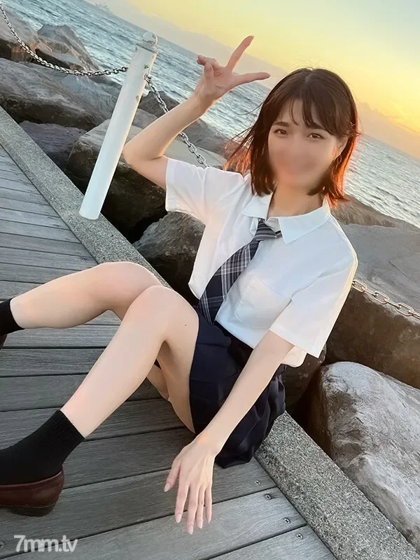 FC2-PPV-3111033 *Limited Quantity* J-kei Dating  Excessively Obscene Pubic Hair Sumire-chan, 18 Years Old, Gap Moe Teenage Pussy With Big Penis