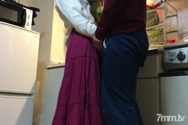 FC2-PPV-1589767 fc2-ppv 1589767 * 1800pt → 900pt [Married woman NTR] I lent money to my dad friend who lives in the neighborhood, but he didn't return it, so I NTRed my wife aiming for the absence of my dad friend.