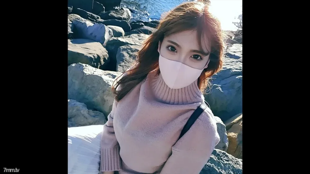 FC2-PPV-2802804 Appearance / Uncensored  Limited number! A 19-year-old tsundere beautiful girl who became a female college student from this spring and grew up a little ... Continuous vaginal cum shot with her genitals sandwiched between the big brea...