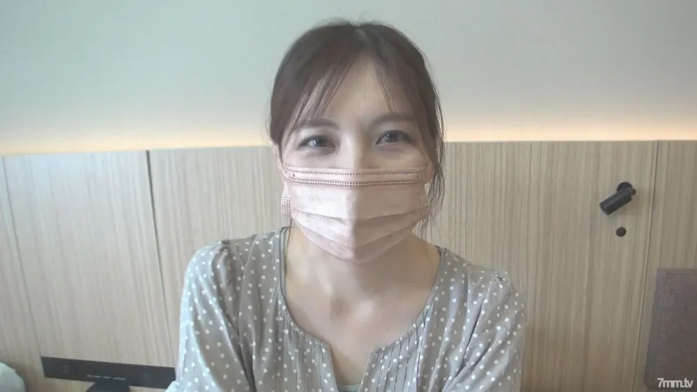 FC2-PPV-2920851 First shot  Beautiful breasts tour operator married woman continuously vaginal cum shot ☆ Fucking in the vagina ☆ "I do not have a younger boy in the company so I do not get caught" Personal shooting  with high