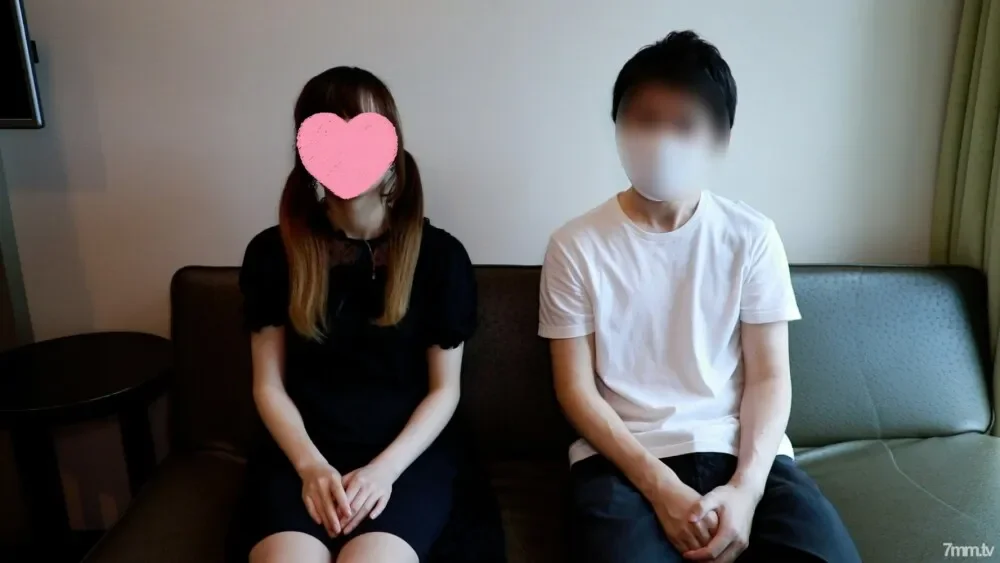 FC2-PPV-1472358 [Personal Shooting x NTR] A perverted boyfriend who likes being taken down secretly asks a black soldier to cum inside without telling her.  - She doesn't know anything She suddenly appeared in the room She was thrown into a big black...