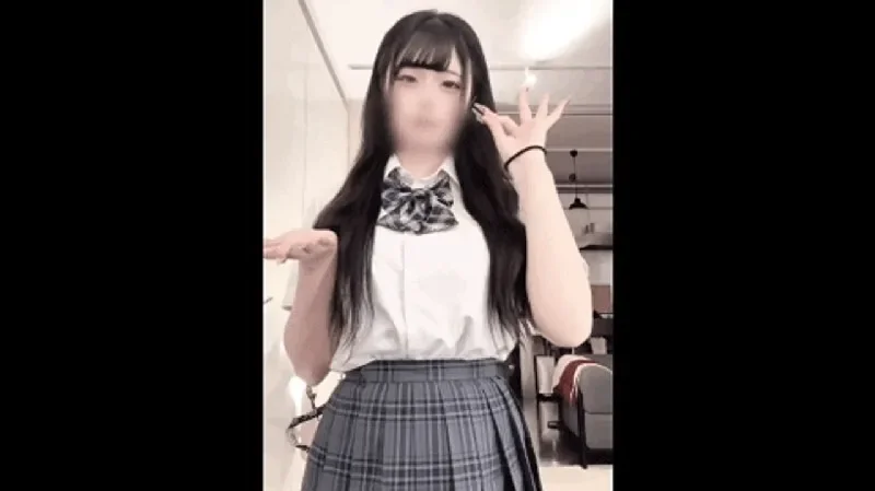 FC2-PPV-4750044 Dirty sex with the super cute busty high school girl who went viral on TikTok She's not good at studying but she cums quickly, so I'll love creampieing her 100% pussy  F-cup Himeka-chan's first shoot, Aoharu player  4K, 44