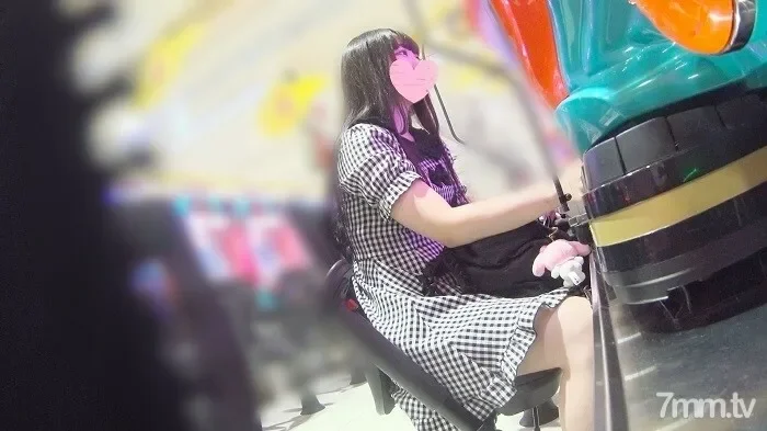 FC2-PPV-1519053 [No amateur individual shooting] Save the Lorikawa girl who was sunk even though she played pachinko to get her boyfriend's birthday gift!  - I'm excited all the time for an innocent and healthy girl who gradually gets addicted to unc...