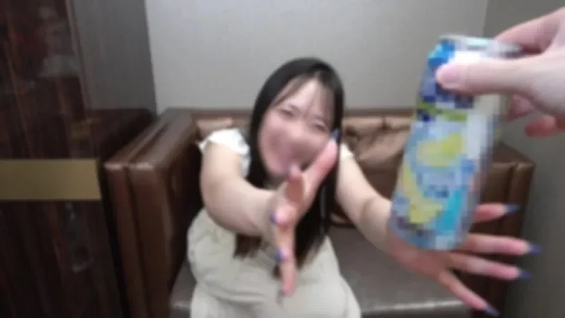 FC2-PPV-4720687 Total of 3 ejaculations  A nympho, fair-skinned, prematurely ejaculating, squirting girl who has broken free of her limiter. She squeezes out 100% pure semen for her own pleasure.