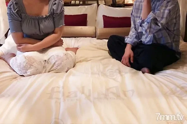 FC2-PPV-2977705 * Limited time sale Planning / Amateur Nampa  I got a video taken in the back circle of an orgy college student who was in the news before. Although it is the content of amateur pick-up 3P, there is only a circle that was collecting m...