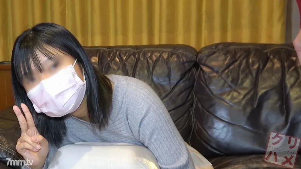 FC2-PPV-1681074 Celebration☆Implantation  18-year-old J● Kii-chan's first raw creampie♥ Sperm-covered pussy is injected with more sperm to confirm pregnancy♥