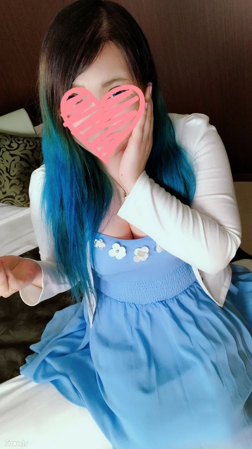 FC2-PPV-1209275 *If you get caught, you'll be disowned Unauthorized Creampie  A petite, F-cup busty college student aiming to become a dental hygienist. Her strong-willed character loses to a dick and becomes lovey-dovey, moaning and yelling "I