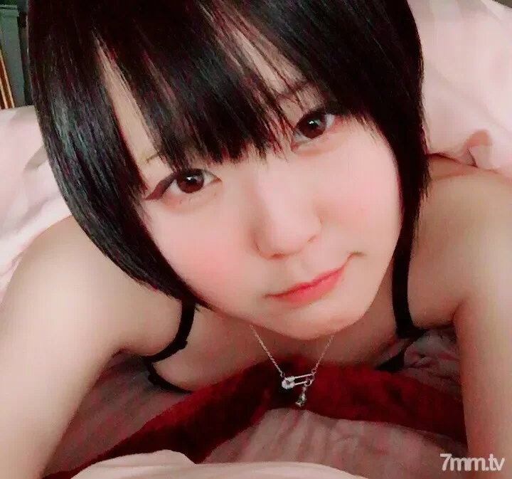 FC2-PPV-949234 [Looks God] 18-year-old behind-the-scenes beautiful girl off-paco video [personal photography]