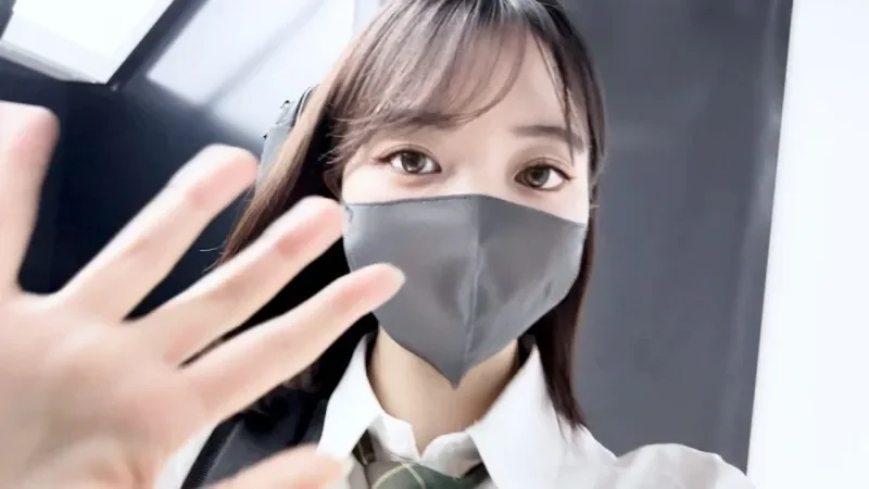 FC2-PPV-4653796 4K/Face Revealed  18-year-old light music club member who resembles a national idol. Massive vaginal ejaculation to a hairy beauty with overwhelming looks. *Price increased due to out of stock.