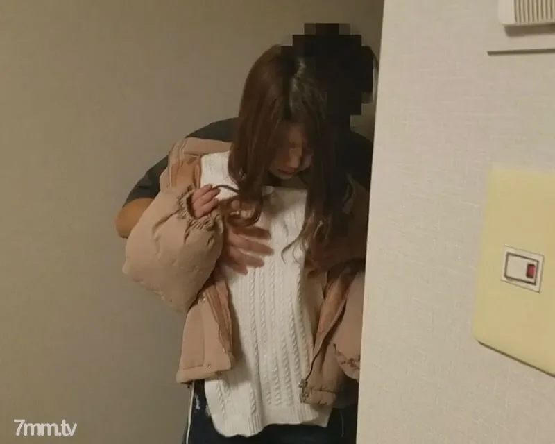 FC2-PPV-1591011 [Individual] Humiliated a naive young wife who was married at a different age due to company bankruptcy with a stranger's stick and cummed with a sad expression