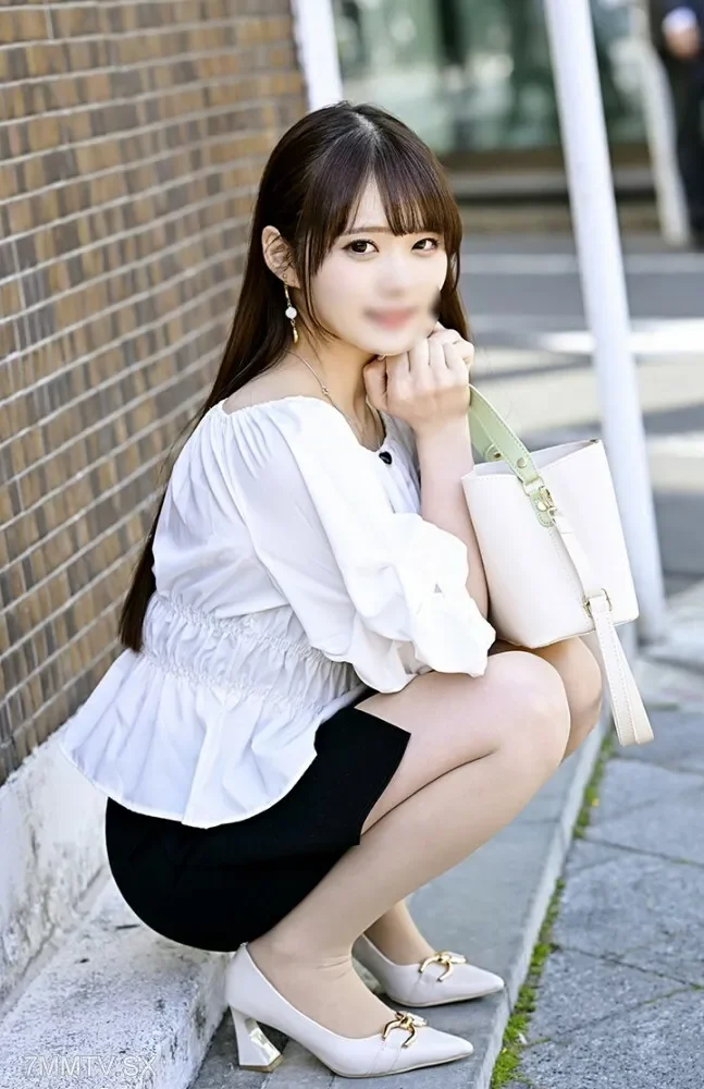 FC2-PPV-3638619 "I don't want to ejaculate... but I'm happy now." Strange things to see and drink