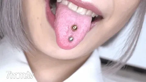 FC2-PPV-2641065 Demon's 20 years old. 20 years old