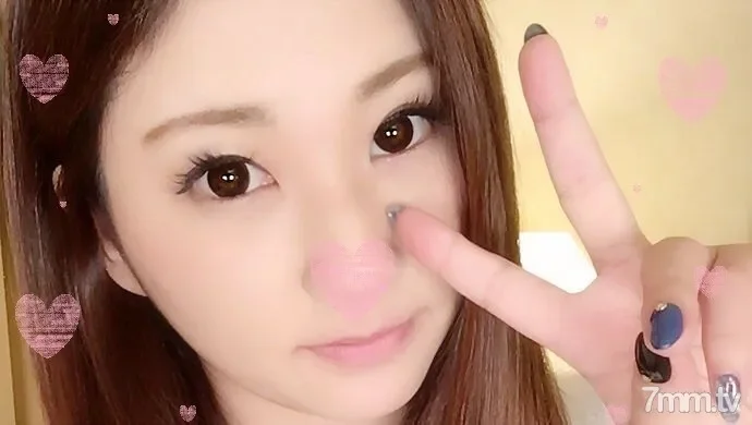 FC2-PPV-801147 -PPV 801147 Complete appearance ♥ Young pussy in the middle of development ☆ S-class beauty with white skin and big breasts shows her female genitals to the general public without telling her boyfriend and public masturbation!  - It is...