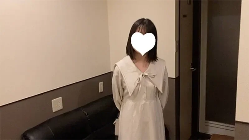 FC2-PPV-4840818 Completely new! ・1000 yen off for the first 100 people  Maa, 18 years old, facial & N-cum, raw. A plain, baby-faced girl with black hair and a uniform is doing everything she can for the first time! After the facial, she obeys the sec