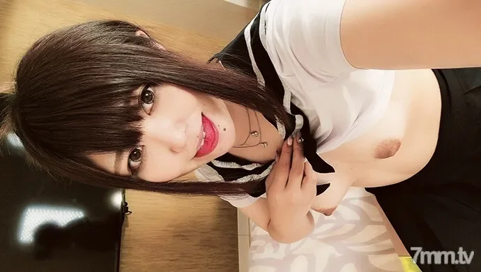 FC2-PPV-965769 Bombshell with cute eyes  Kikuchi ● Beautiful ♥ Continuous vaginal cum shot! Super difficult handling first experience beauty appeared! First Ojisan Raw Chinpo & Technique Completely Fallen Dishuki Hold Pregnancy Level Massive Creampie