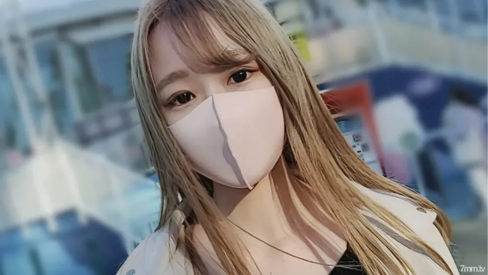 FC2-PPV-1917445 Limited number! !! Uncensored  Creampie for a 20-year-old female college student who works part-time at a girls bar! !!