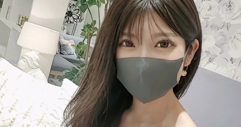 FC2-PPV-1946644 First shot! !! Limited number! Creampie in a fascinating Fcup beauty busty body! !! I didn't think it was so good ...  Blowjob scene appearance