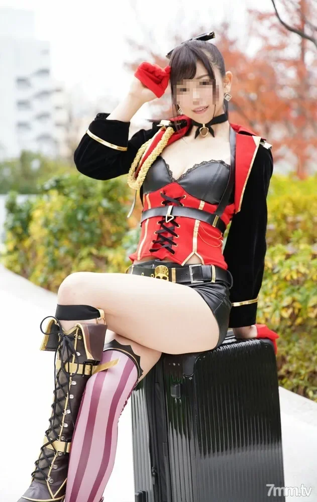 FC2-PPV-1310009 Celebrity idol / appearance  A real idol and a secret personal photo session. When I put out the cock in a closed room, he sucked me! It was a filthy woman who started to stake out herself when she got caught up with a demon piston! S...