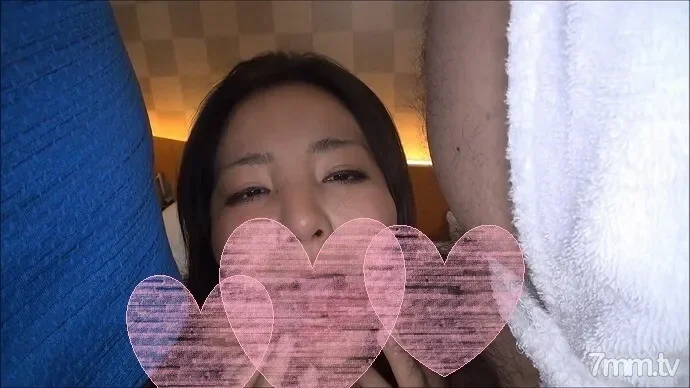 FC2-PPV-818753 Individual shooting x NTR  Mano ● A day-faced wife's netorare frenzy that is very similar to Rina ♪ Alternately vaginal cum shot with two immoral strangers ★ "I feel like peeling chestnuts ❤" Ko and Ma ● The cock is put in K
