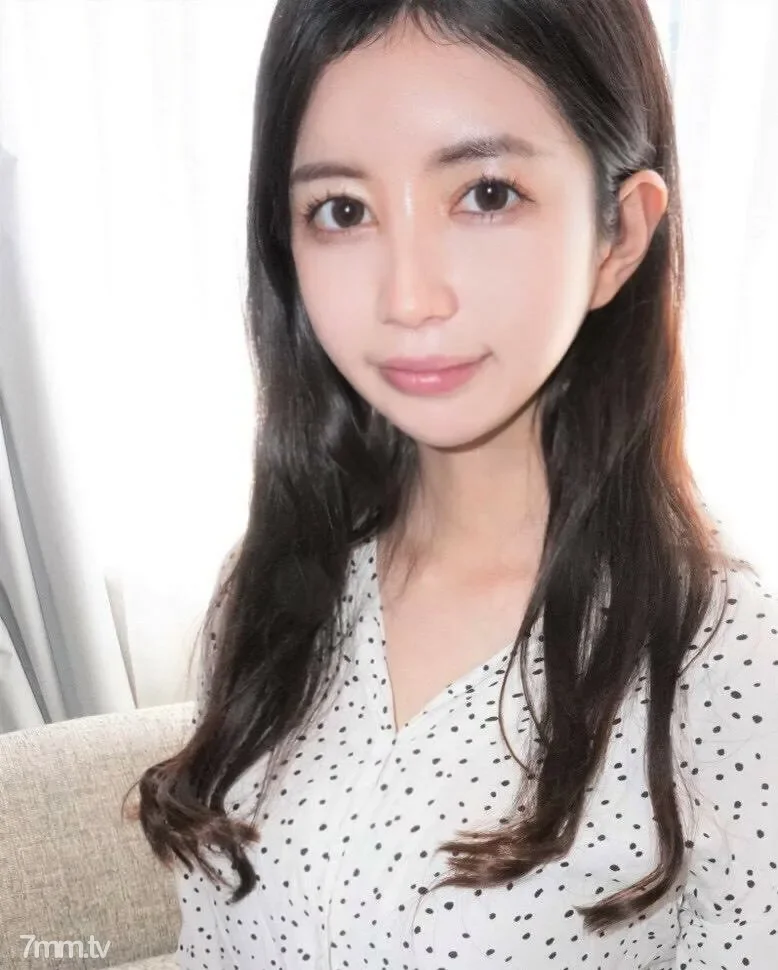 FC2-PPV-1806564 No  Limited to 100 pieces OFF from 2980 to 2480pt!  A neat female Anna beauty! Beautiful F cup big breasts ♥ ️ Elegant face is obscene ...! ♥ ️ * Review benefits / High quality Ver