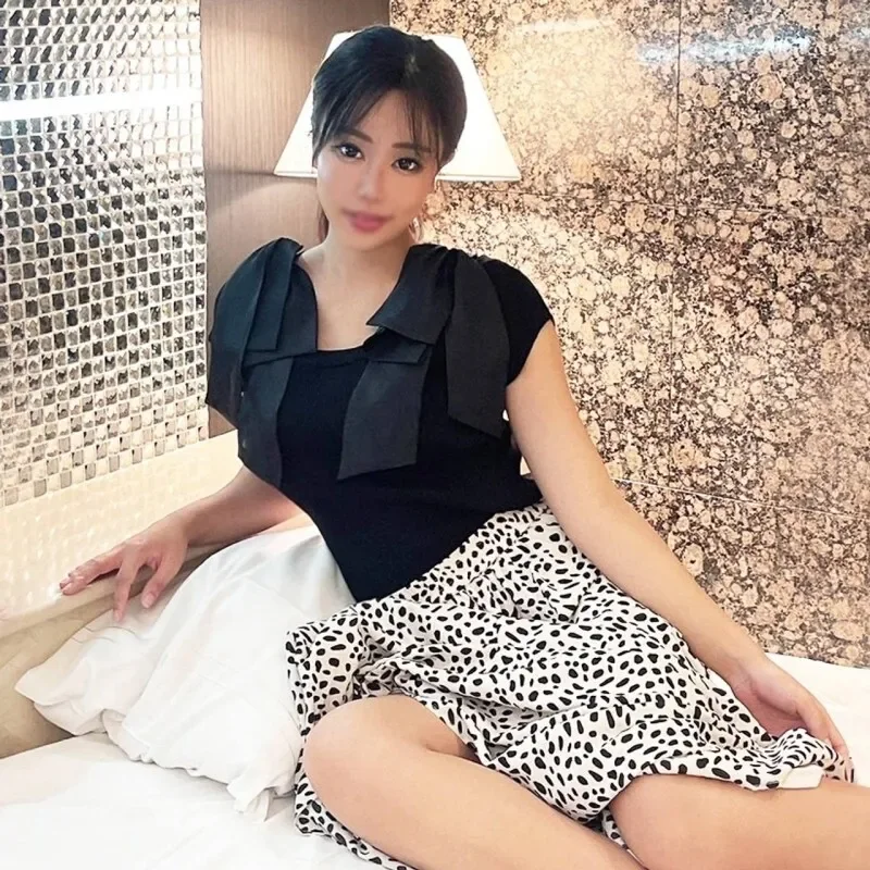 FC2-PPV-4590896 Uncensored  Until 12/23, the S-class beautiful receptionist who looks great in a ponytail gives a deep blowjob and ejaculates a lot of semen!!