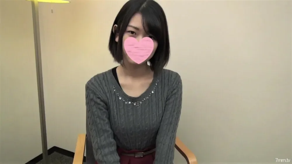 FC2-PPV-1952142 3Q Legend ♥ ️ A few years after the shocking virginity loss video ... A transparent fair-skinned slender beautiful nude ♥ ️ Innocent beauty pussy that still has a hymen ♥ ️ Urgent release of the unreleased new operation picture that t...