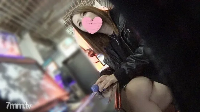 FC2-PPV-1332793 [No amateur individual shooting] Get a super cute gal with a mental damage reduction arcade pick-up!  - I like the idea that if you switch to erotic mode instantly, you can enjoy it thoroughly!  - I can't stand the appearance of a gal...