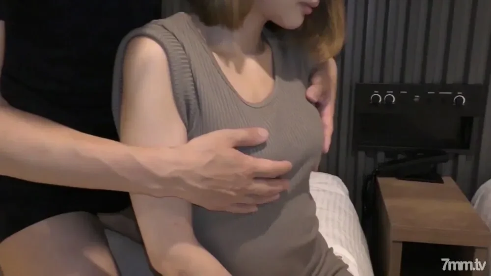 FC2-PPV-1221401 Personal shooting / set sale  Wife working at a jewelry store Captivated by stimulating sex ... Complete version