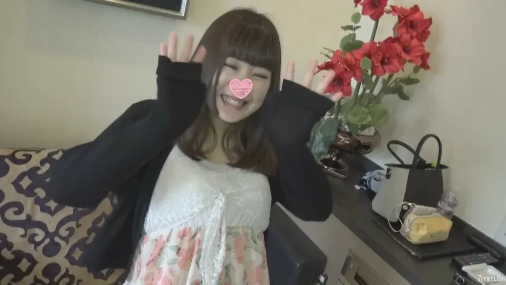 FC2-PPV-992456 Personal shooting  Tomohame! I took a gonzo like a friend. 3rd Shinon