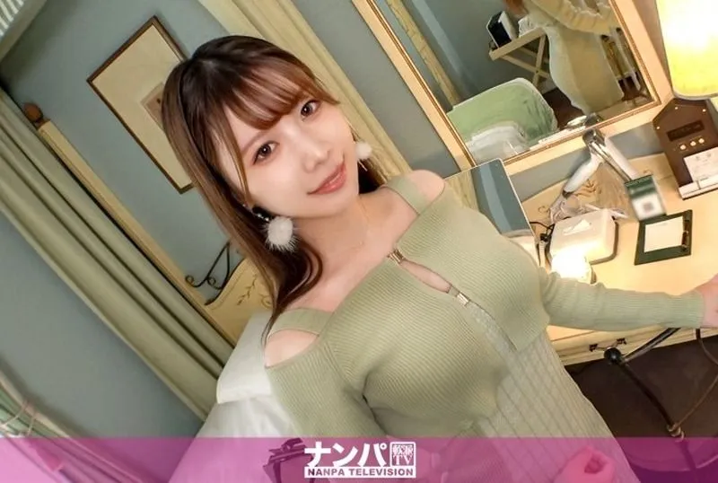 [200GANA-3365] A seemingly demure girl flips the switch after stripping, revealing her love for intense play! A true gem in her first shoot.