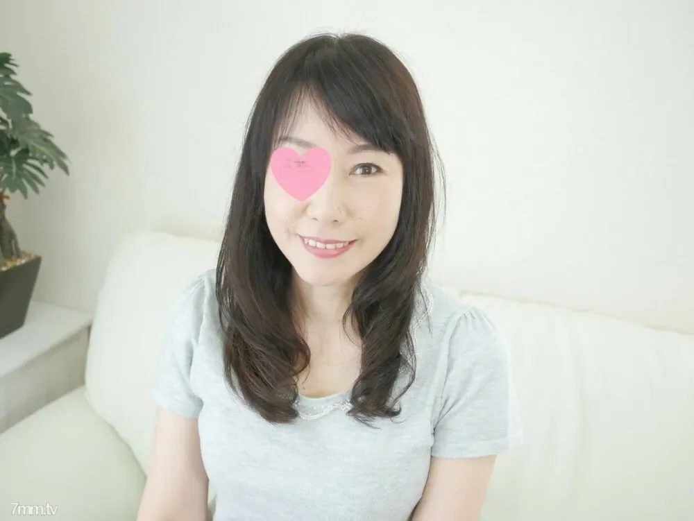 FC2-PPV-886006 Miraculous 55 years old! Gonzo with a super beautiful wife who does not look super ripe! The frustrated wife twists her body and rolls up! !! High image quality