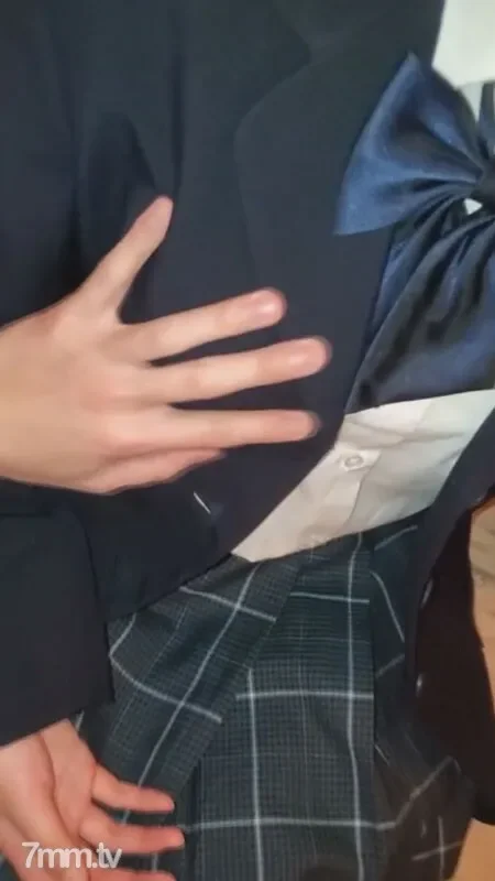 FC2-PPV-1604023 Limited Individual shooting  Prefectural Art Department ③ A girl with short black hair gets fucked for her mother and sister after school