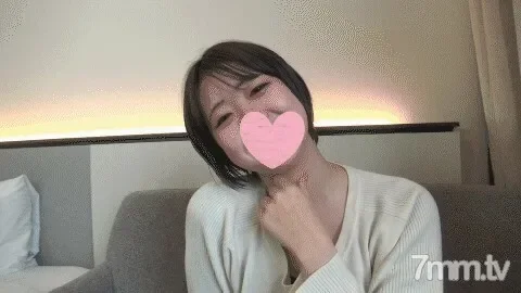 FC2-PPV-1750238 No / Individual  First shot ♥ "I was a virgin until recently" A 21-year-old short hair slender girl shows off her innocent POV for the first time! ! * Appearance review benefits available