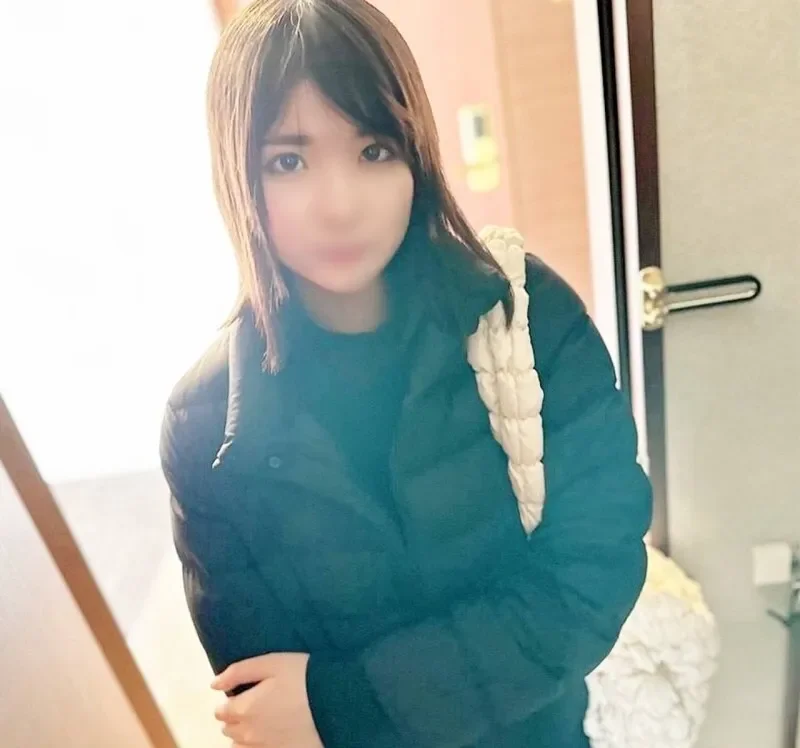 FC2-PPV-4660423 Completely untreated  When I took off the panties of the serious and cheerful former president of Seto, I found that her super hairy pussy exceeded my expectations! "It's embarrassing, so don't look♡" A lovey-dovey cre