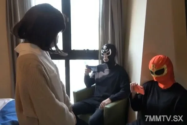 FC2-PPV-3260930 * Limited to the first time 2930pt → 1093pt [Uncensored / creampie] A slender beautiful married woman who is made to go many times in front of the moneylender staff who wants to see the Gonzo site.