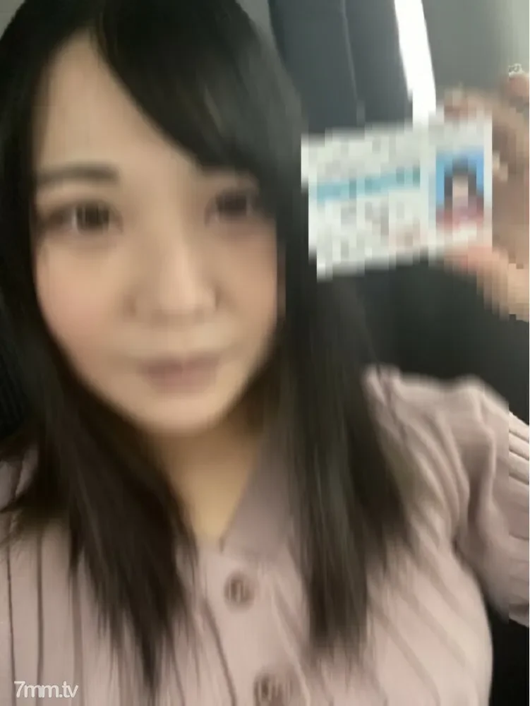 FC2-PPV-2504844 Immediate scale 3 people continuously mass fired in the car dedicated to blowjob in the middle of the day. Finally live in the car, it feels too comfortable and a large amount of vaginal cum shot ☆ Mizuki-chan, a beautician who likes ...