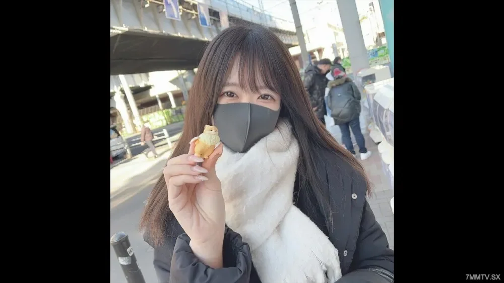 FC2-PPV-3200400 First shoot!  - !  - A female college student who is not good at love because she is a shut-in who has been studying all the time... She exposes herself to sexual activity for the first time in several years and refuses to have a baby...