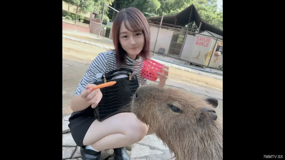 FC2-PPV-4265371 The first round of success! ! Limited time 3 days! ! Cute and simple Moe girl ◯ University student in the depths of the forest, ejaculation in the mouth! ! In addition, there was a closed room, and the immature body was shot in the ne...