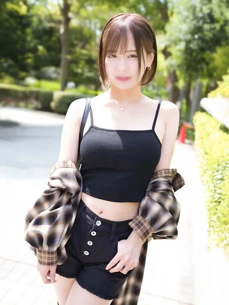 FC2-PPV-4815389 2025 Best Work  A slender wife with beautiful legs, 29 years old, reunites with her former sex friend after 3 years, and they have an intense creampie sex session  Narumi