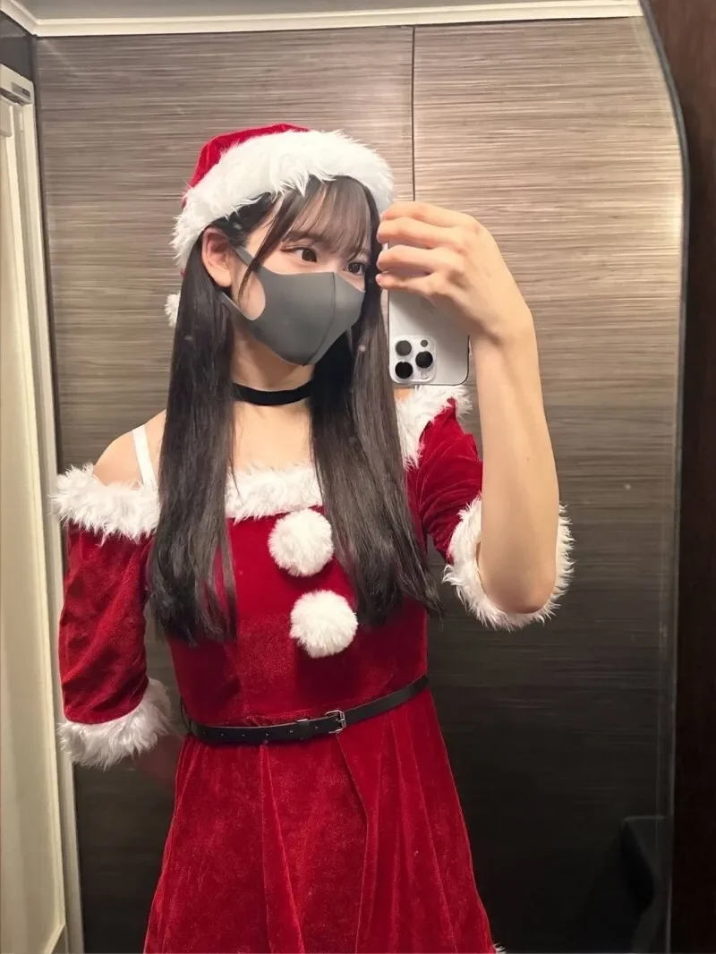 FC2-PPV-4848775 The most miraculous beauty in history has arrived!  F-cup Yua-chan in a Santa costume gets a massive facial! The best Christmas present of the year!