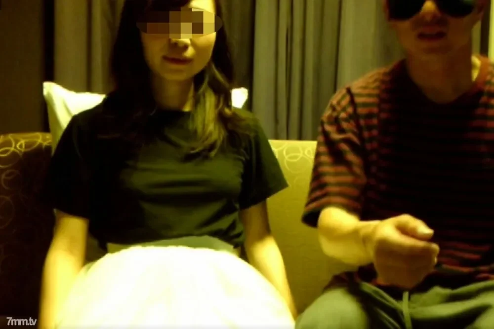 FC2-PPV-1143253 fc2-ppv 1143253 End of sale on the 18th [Complete appearance, no mo] Packed with 4 titles of videos of a very beautiful and popular wife!  - From creampie to cute blowjob