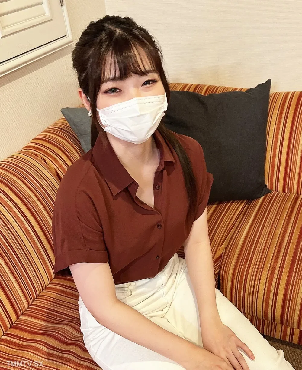 FC2-PPV-3204713 [Uncensored] A picture of hell where a beautiful and refreshing girl is unilaterally made into an old man's toy.  - You can't escape from abnormal fierce fingering and decachin!  - While thinking about her boyfriend, she is made to sq...