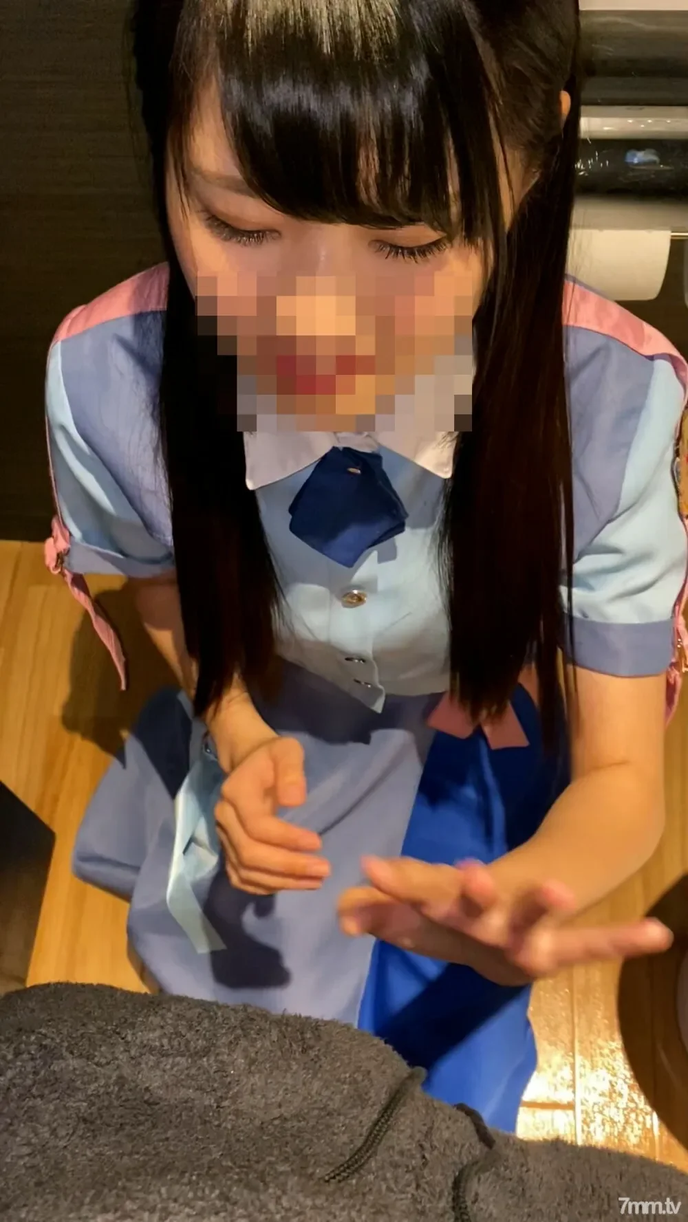 FC2-PPV-1380927 ● Limited sale ● Leaked individual shooting K ② Idol Hiding behind idol activities and enjoying youth  leaked smartphone data  Ohinasama!
