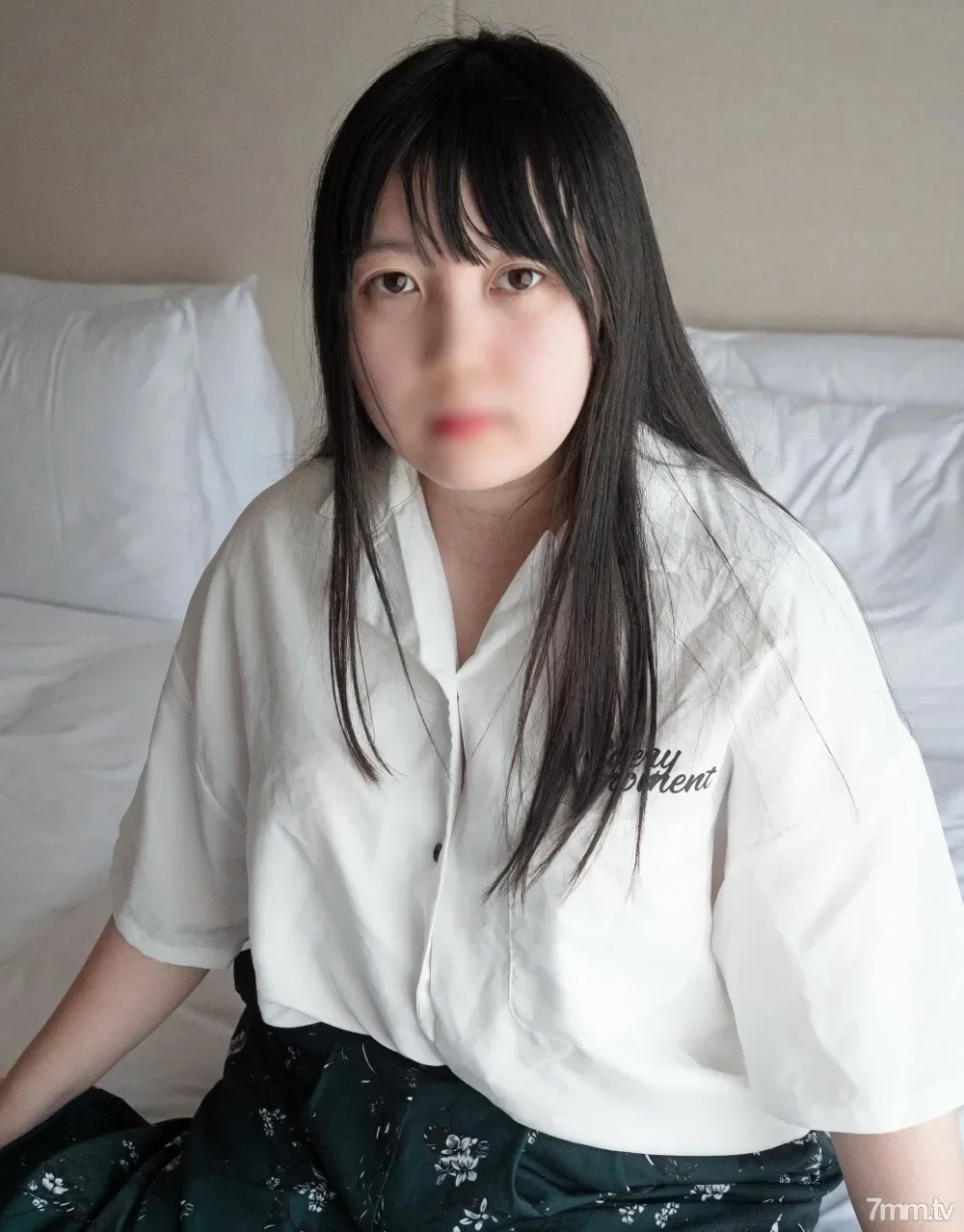 FC2-PPV-3079112 Uncensored  A marshmallow female college student with an E-cup full of charm. A soft, fair-skinned body that is extremely comfortable to hold. I'm nervous all the time when the camera is pointed at me... Real POV of unauthorized vagi