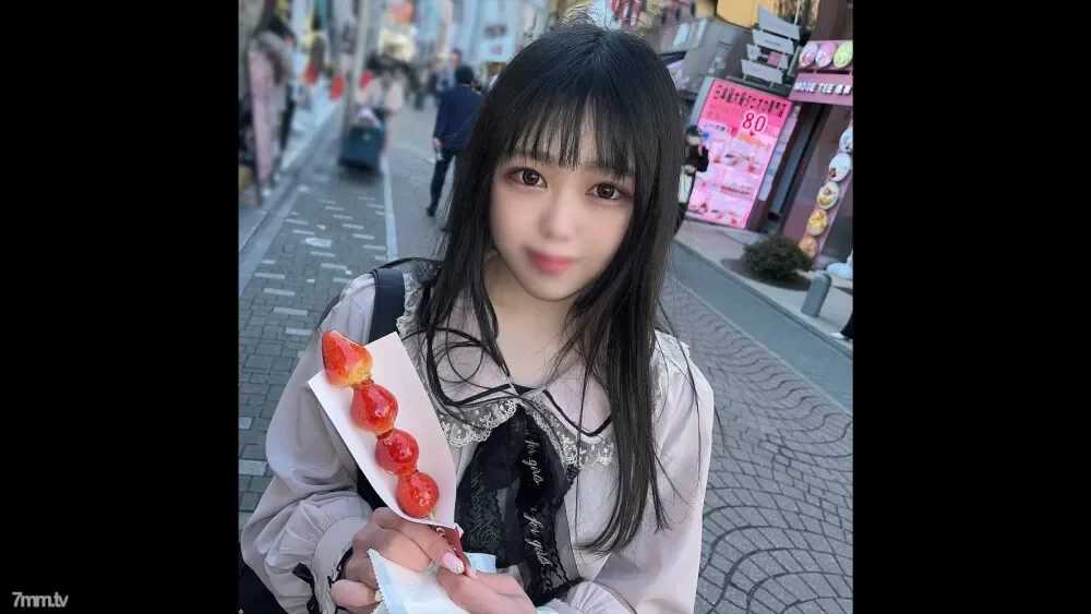 FC2-PPV-2862135 [First appearance / uncensored] A large amount of vaginal cum shot to a 19-year-old who attends a beauty vocational school who is greedy for pleasure!  - !  - The foolishness that repeatedly climaxed by exposing the instinct of scream...