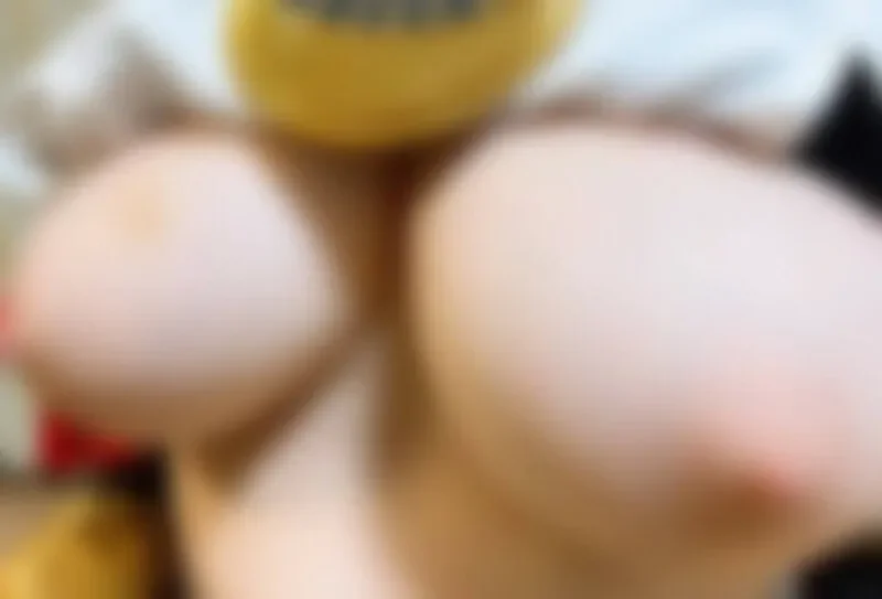 FC2-PPV-4271971 ※National treasure cosplay blowjob natural I-cup cosplayer  Social game Hara〇, Kujo〇ra Hibiki-chan. Multiple 3P blowjob. It seems that the stimulation was too strong for the virgin boys.