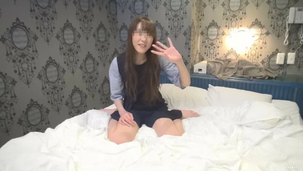 FC2-PPV-1663101 Nurse specializing in night shift married woman NEW pet  Two consecutive vaginal cum shot to a 170 cm beautiful leg married woman "You, I am a bad woman. Would you like to put a cock in raw?" Personal shooting  With high qualit