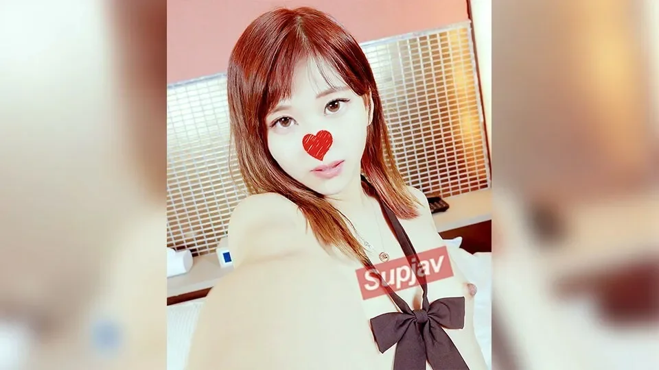 FC2-PPV-1439876 Real Amateur  Personal photo shoot with a super cute and natural girl. When I devoured the young and sensitive body of a college student, I got a surprising transformation. Yes