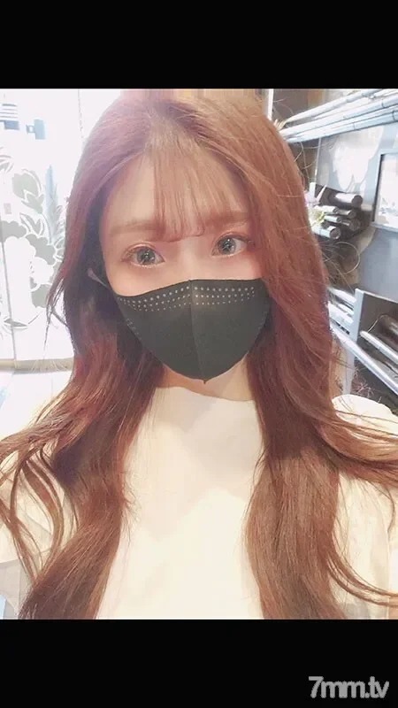 FC2-PPV-2092813 Nothing  Fair-skinned and bewitching slender married woman. Blow in the public toilet, continuous vaginal cum shot in the body that was lit in the hotel.