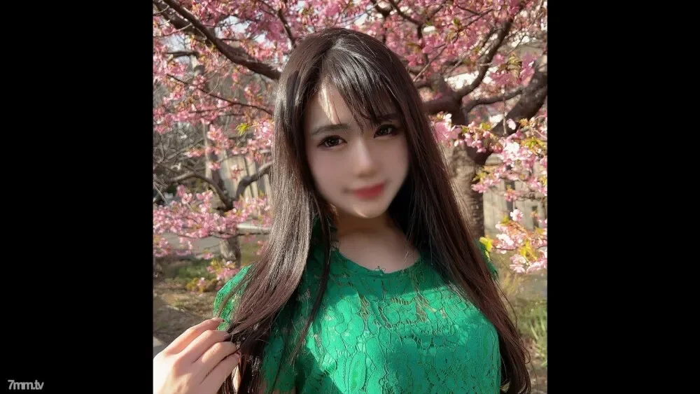 FC2-PPV-2909140 First appearance!  - !  - [Uncensored] Limited until 6/7!  - !  - Face ejaculation to a beautiful tutor who seduces me with a bewitching and obscene look and that beautiful body!  - Furthermore, estrus is urged and vaginal cum shot is...